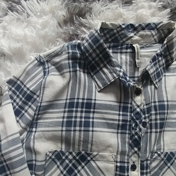 Blue and white button down medium - Picture 2 of 4